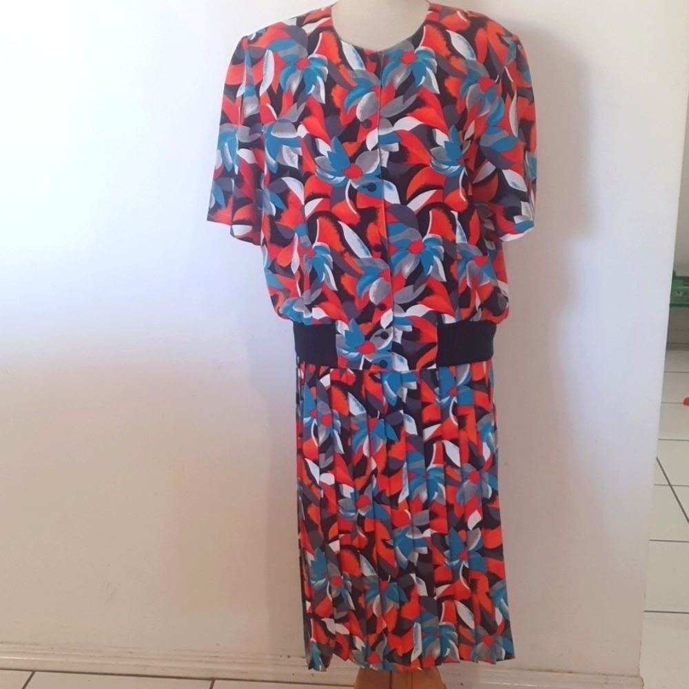 VINTAGE 80S Size 18 Blue/Orange Set Pleated - Picture 1 of 8